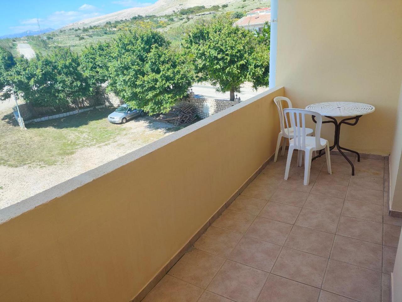 Tonino Apartments Đảo Pag Ngoại thất bức ảnh